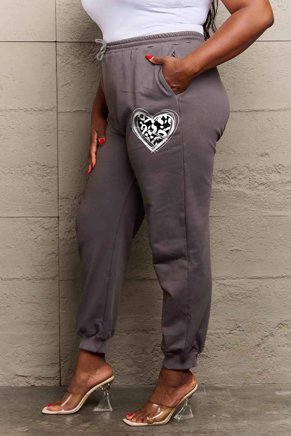 Simply Love Simply Love Full Size Drawstring Heart Graphic Long Sweatpants - Wellen Fashion