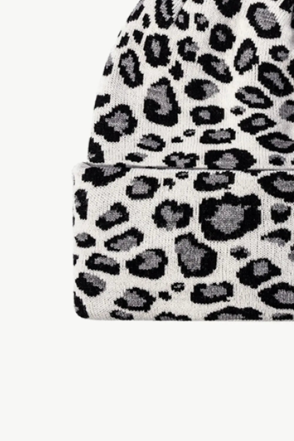 Leopard Pattern Cuffed Beanie - Wellen Fashion