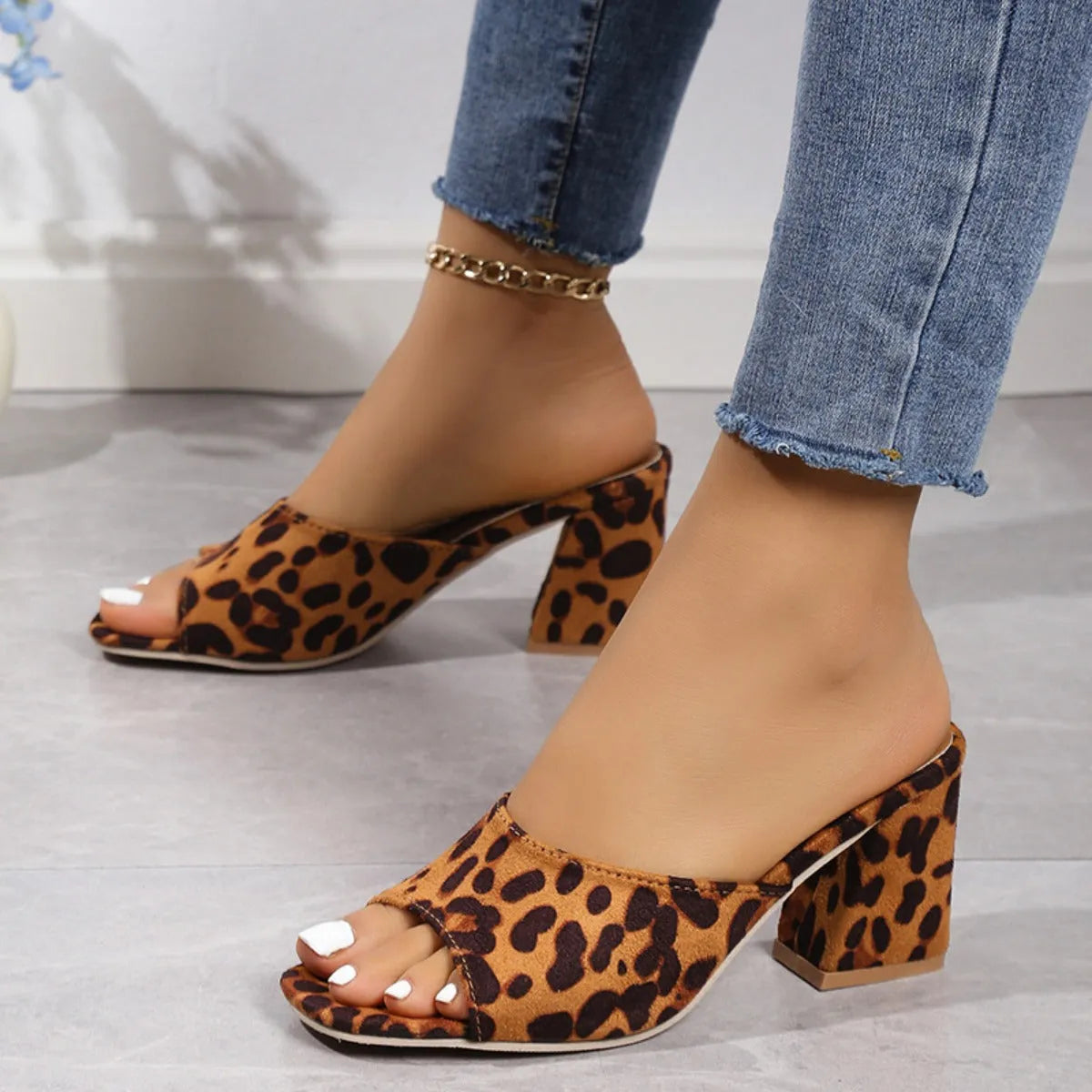 Leopard Block Heel Suede Sandals - Wellen Fashion