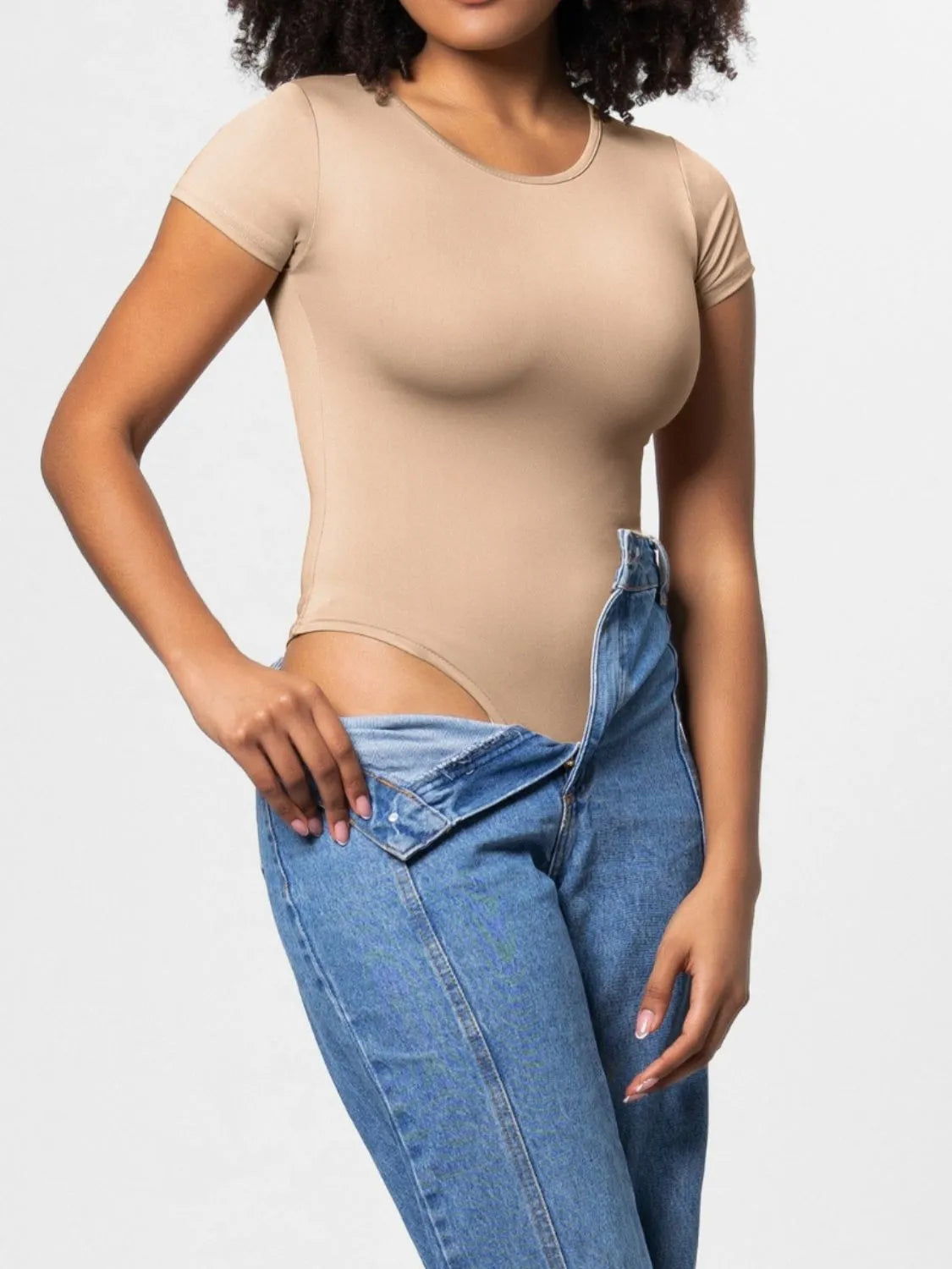 Full Size Round Neck Short Sleeve Bodysuit - Wellen Fashion