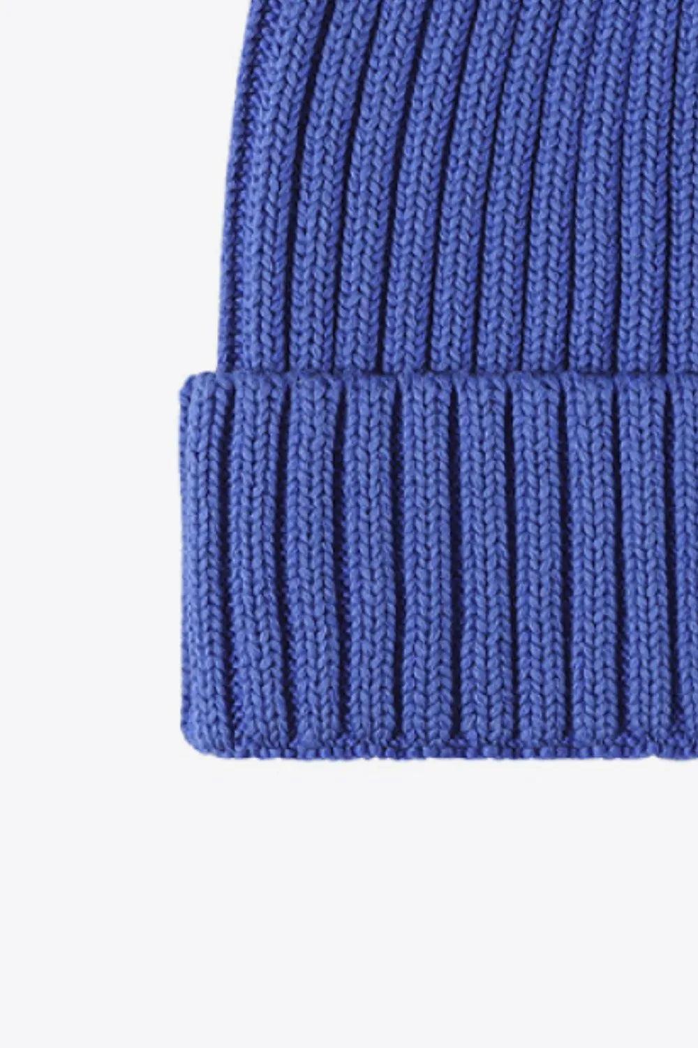 Soft and Comfortable Cuffed Beanie - Wellen Fashion