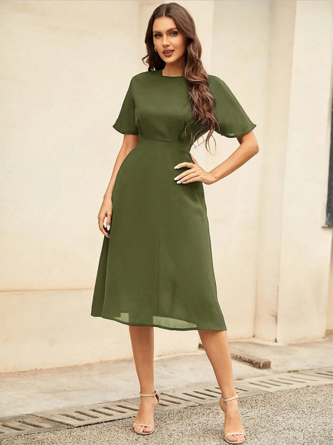 Round Neck Short Sleeve Midi Dress - Wellen Fashion