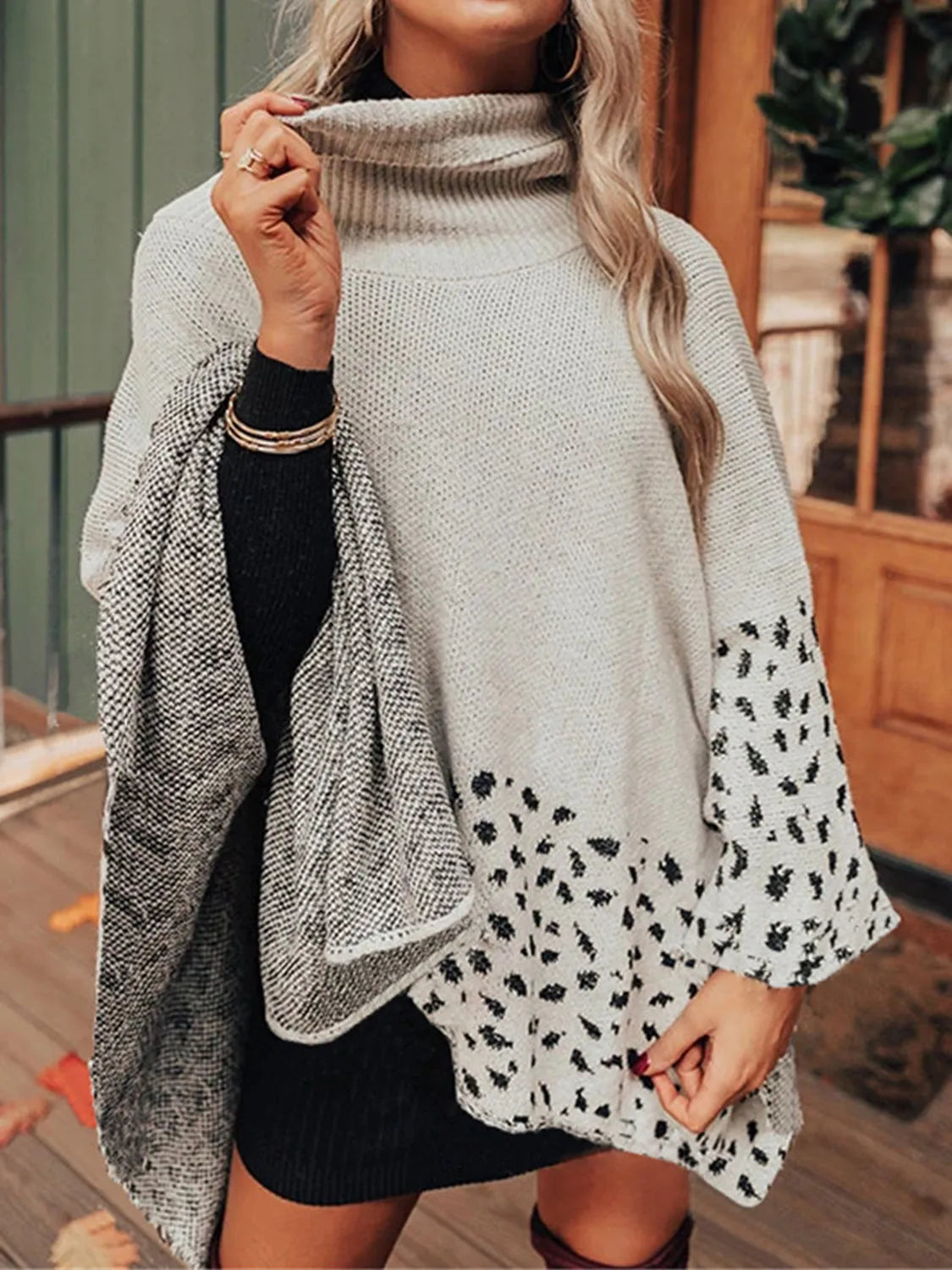 Leopard Turtleneck Poncho - Wellen Fashion