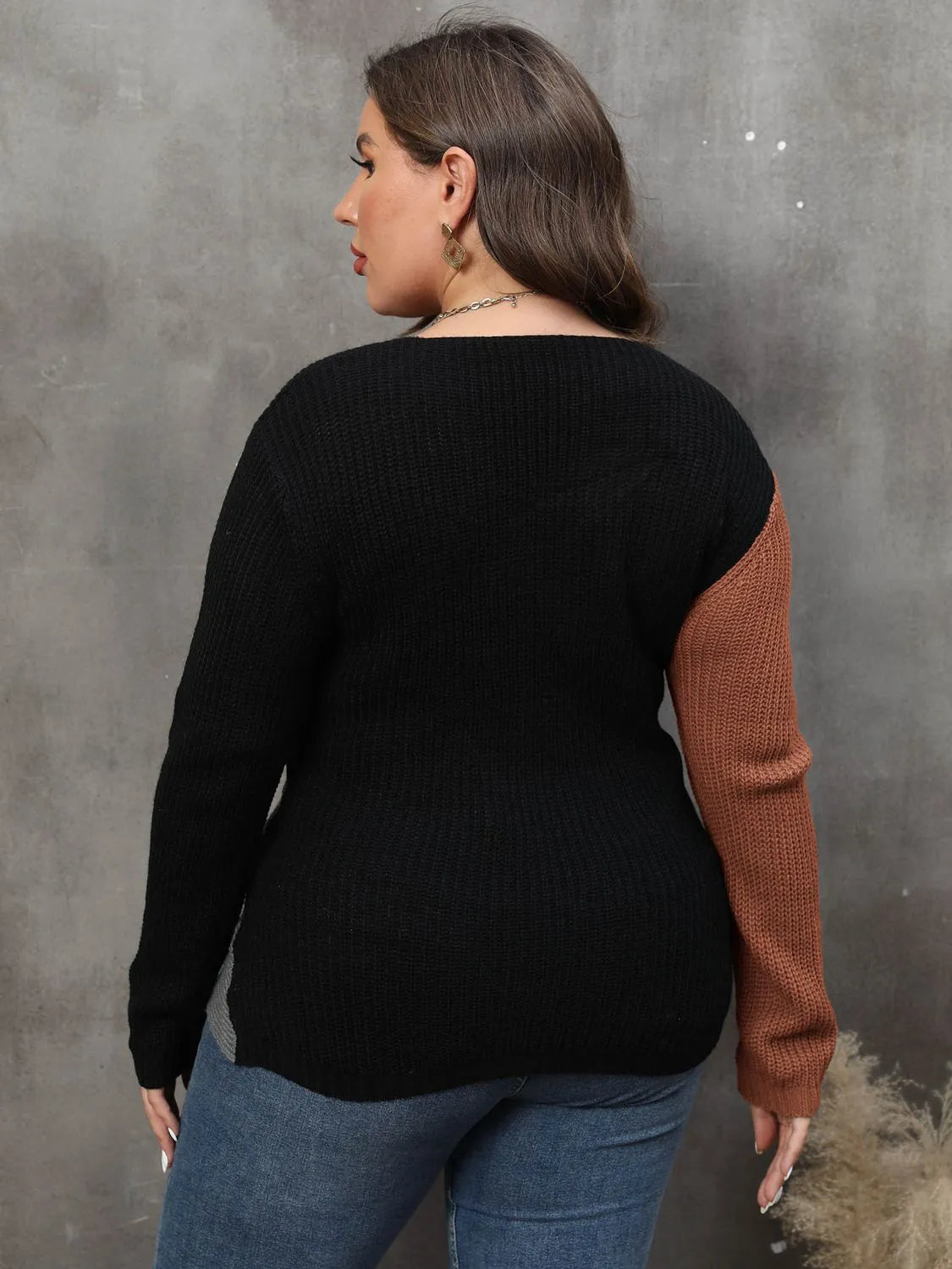 Plus Size Two-Tone Surplice Neck Sweater - Wellen Fashion