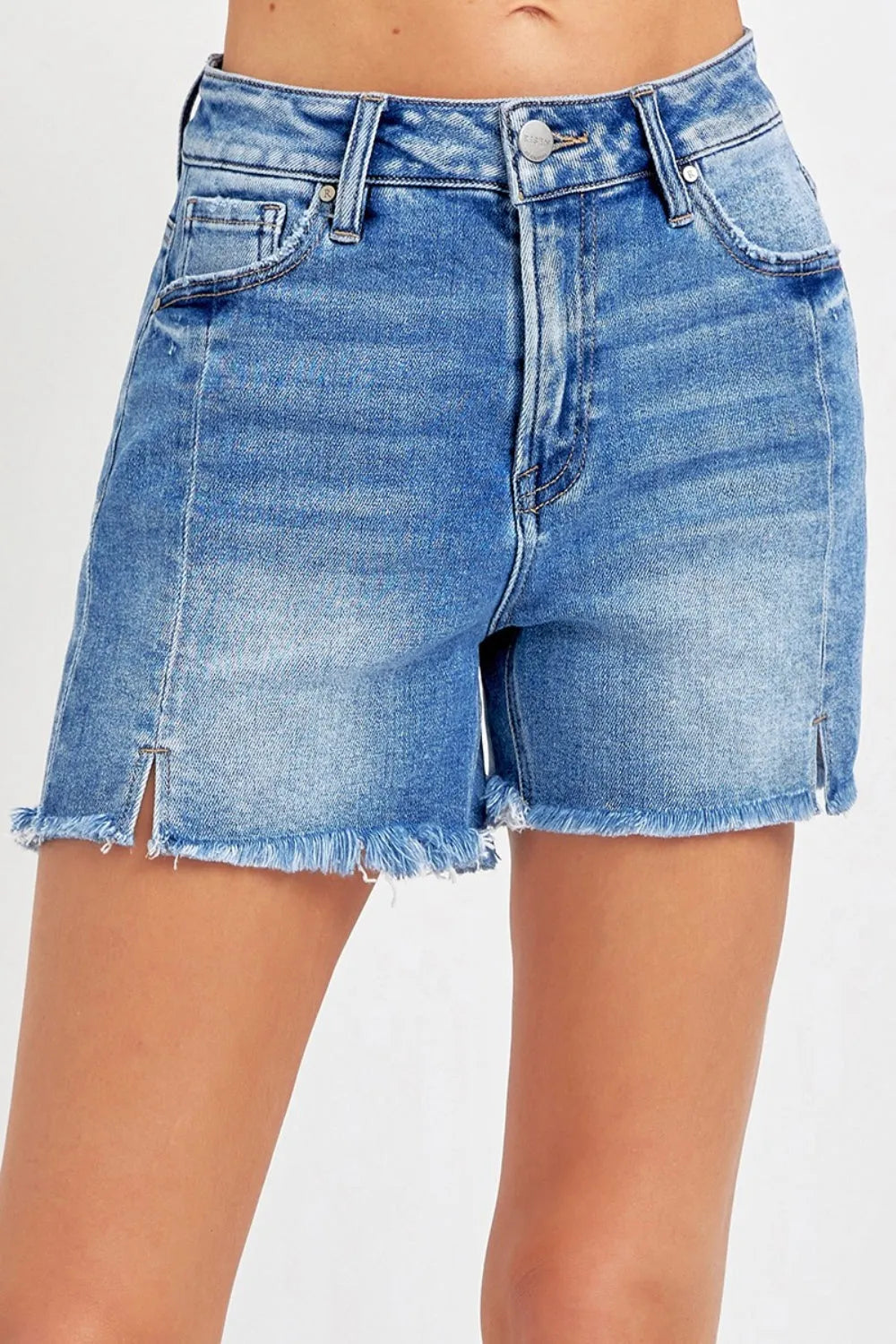 RISEN Front Slit Raw Hem Denim Shorts - Wellen Fashion