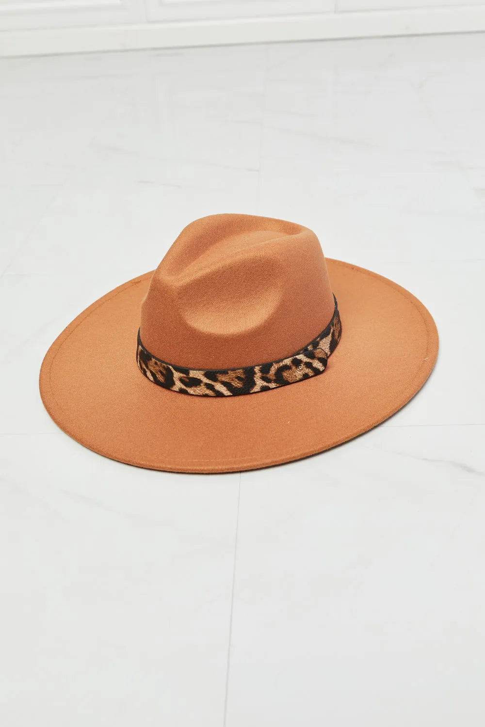 Fame In The Wild Leopard Detail Fedora Hat - Wellen Fashion