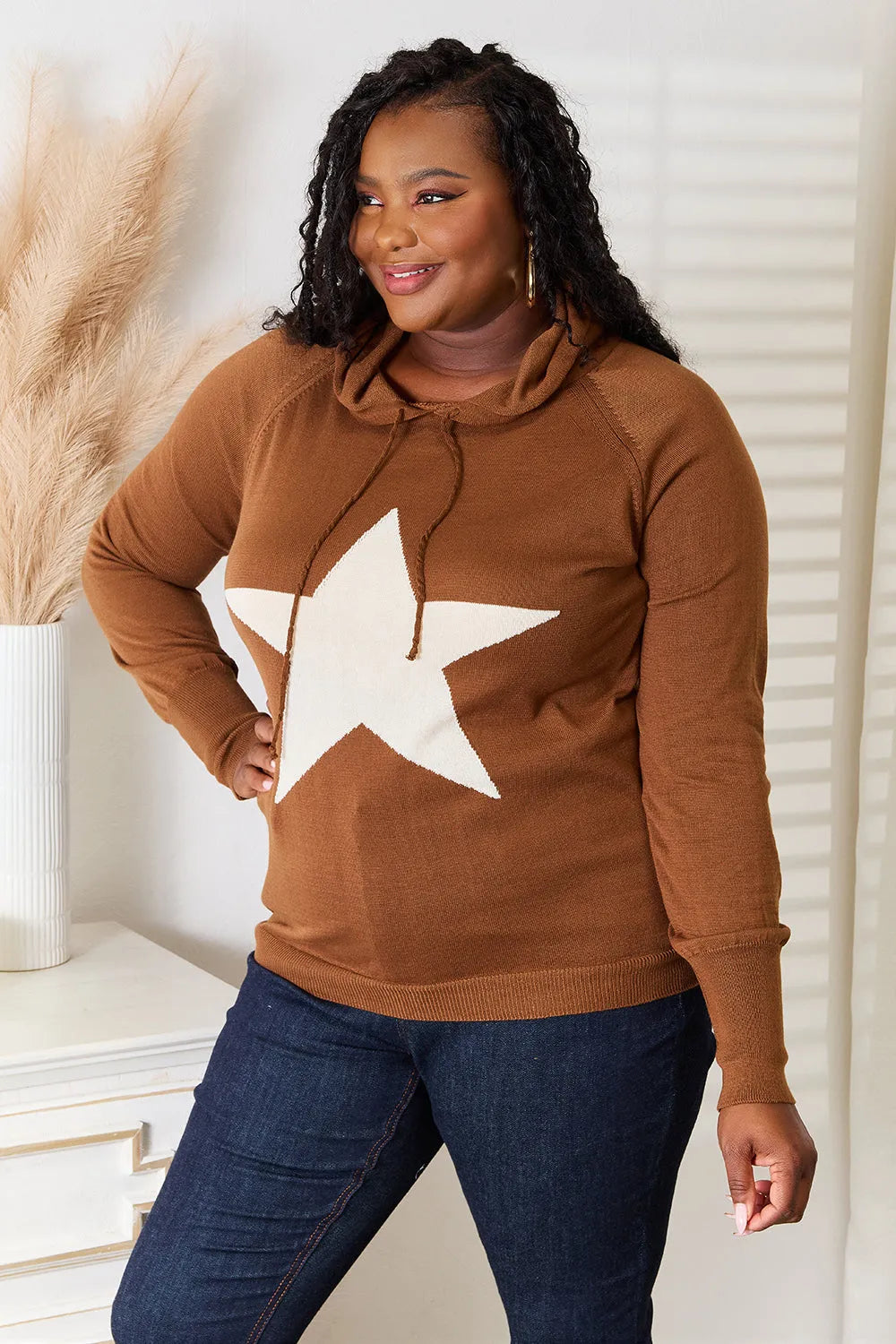 Heimish Full Size Star Graphic Hooded Sweater - Wellen Fashion