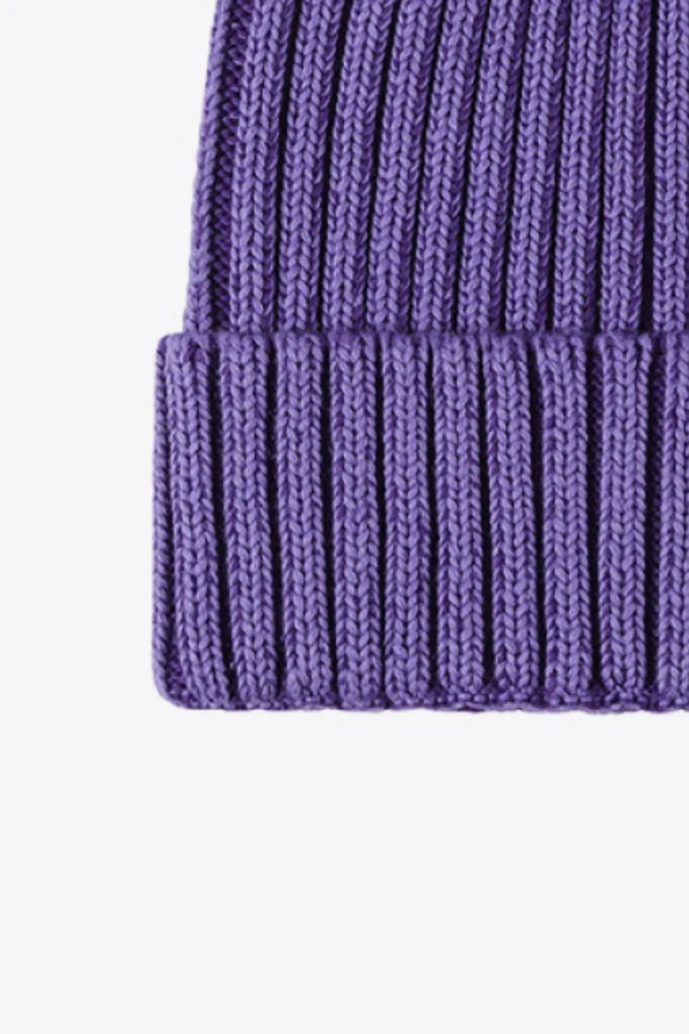 Soft and Comfortable Cuffed Beanie - Wellen Fashion