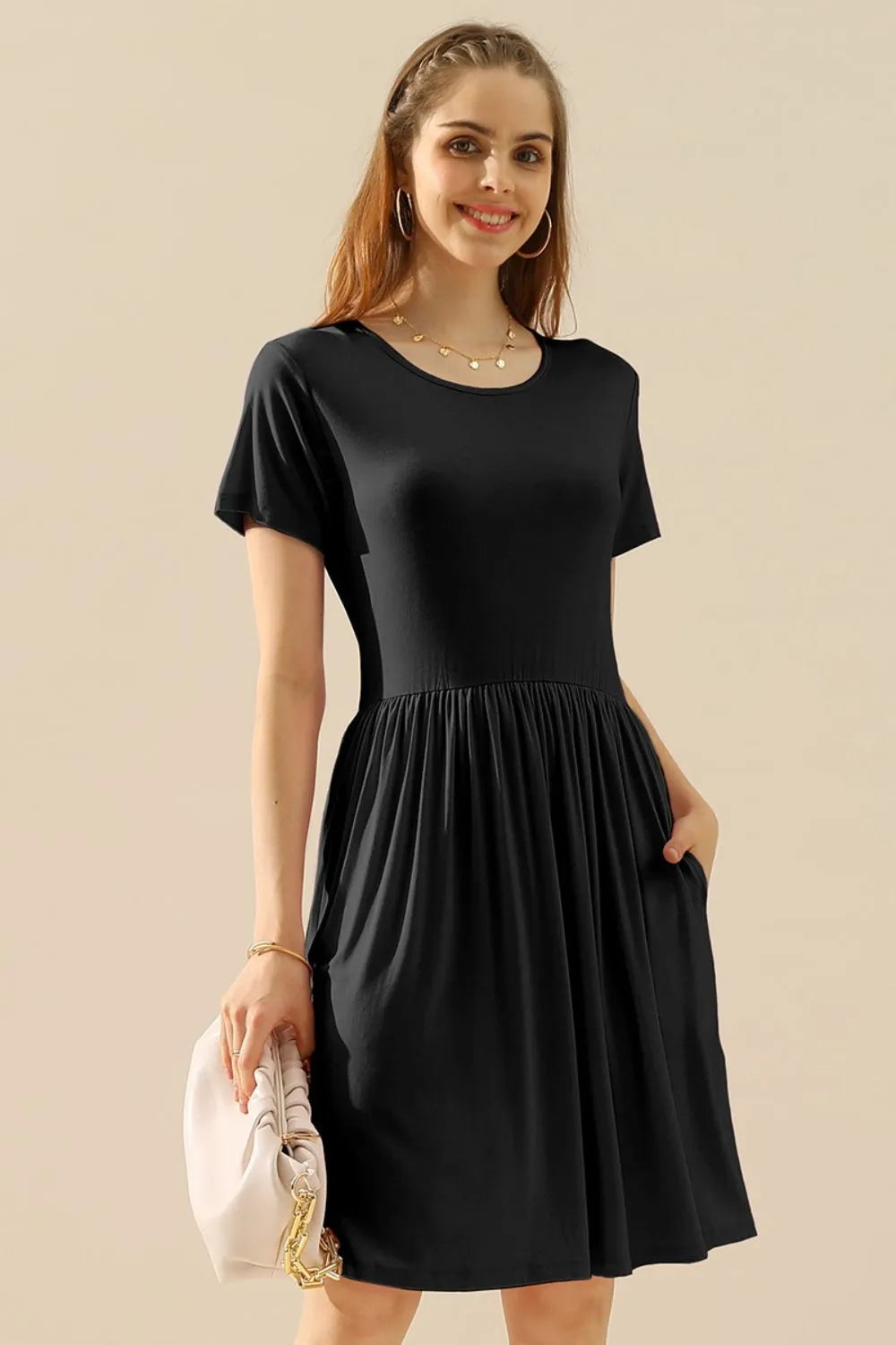 Ninexis Full Size Round Neck Ruched Dress with Pockets - Wellen Fashion