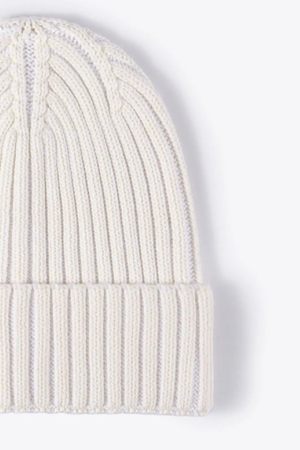 Soft and Comfortable Cuffed Beanie - Wellen Fashion