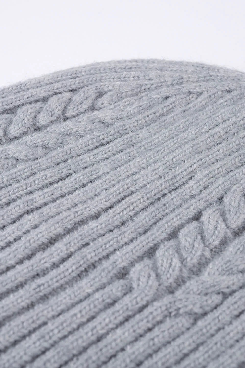 Cable-Knit Cuff Beanie - Wellen Fashion