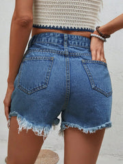 Distressed Raw Hem Denim Shorts - Wellen Fashion