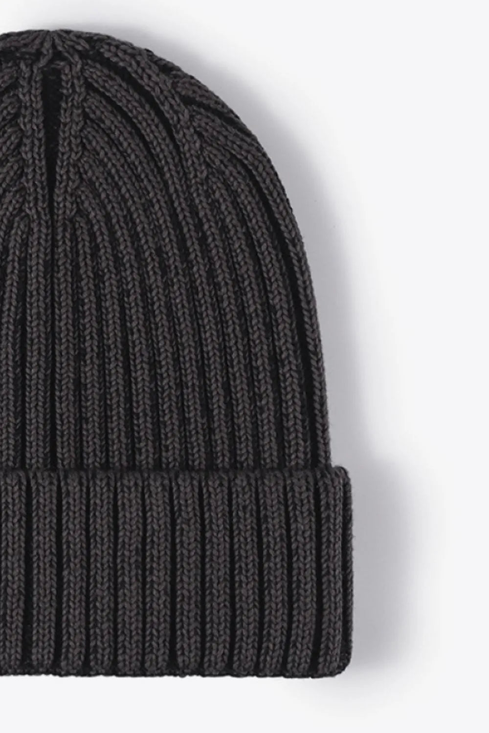 Soft and Comfortable Cuffed Beanie - Wellen Fashion