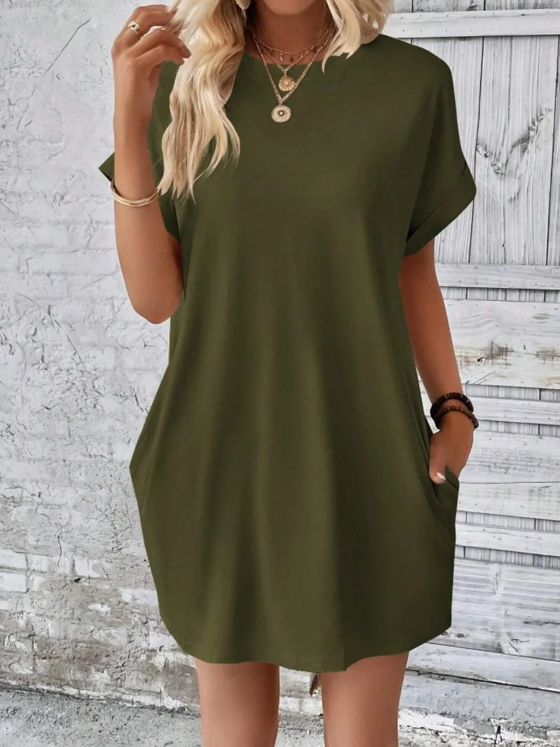 Pocketed Round Neck Short Sleeve Dress - Wellen Fashion