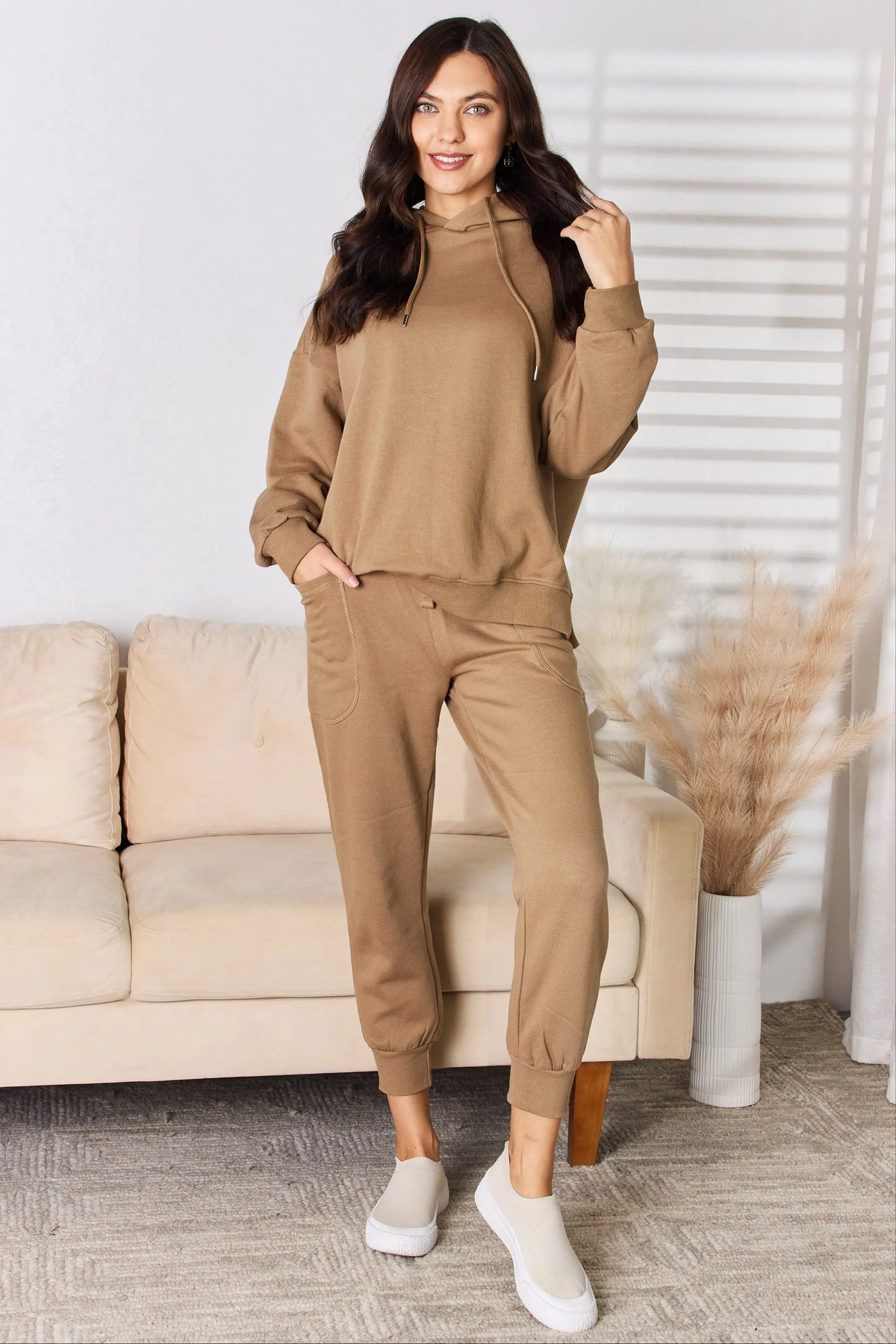 RISEN High Rise Relaxed Joggers - Wellen Fashion