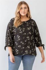 Zenobia Plus Size Floral Round Neck Blouse - Wellen Fashion