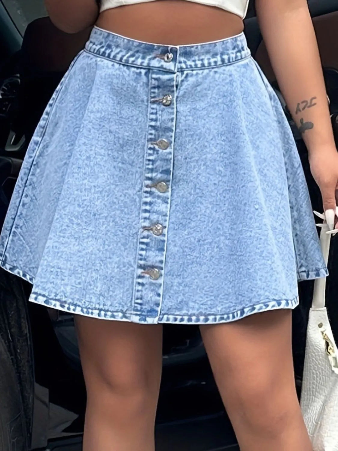 Buttoned Mini Denim Skirt - Wellen Fashion