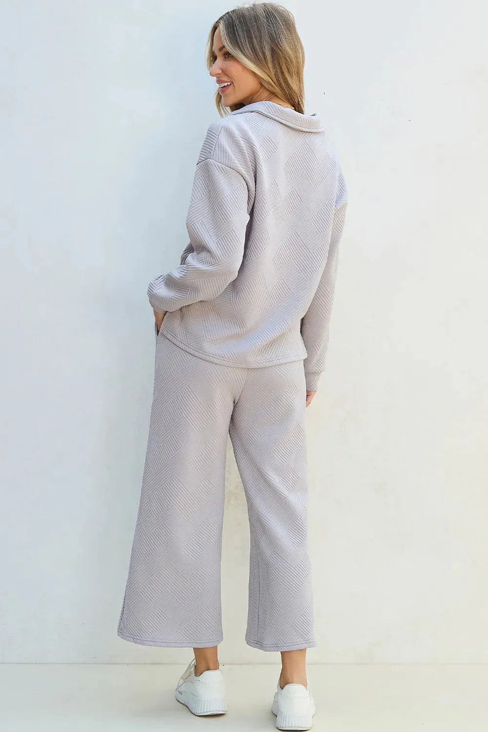 Textured Long Sleeve Top and Drawstring Pants Set - Wellen Fashion