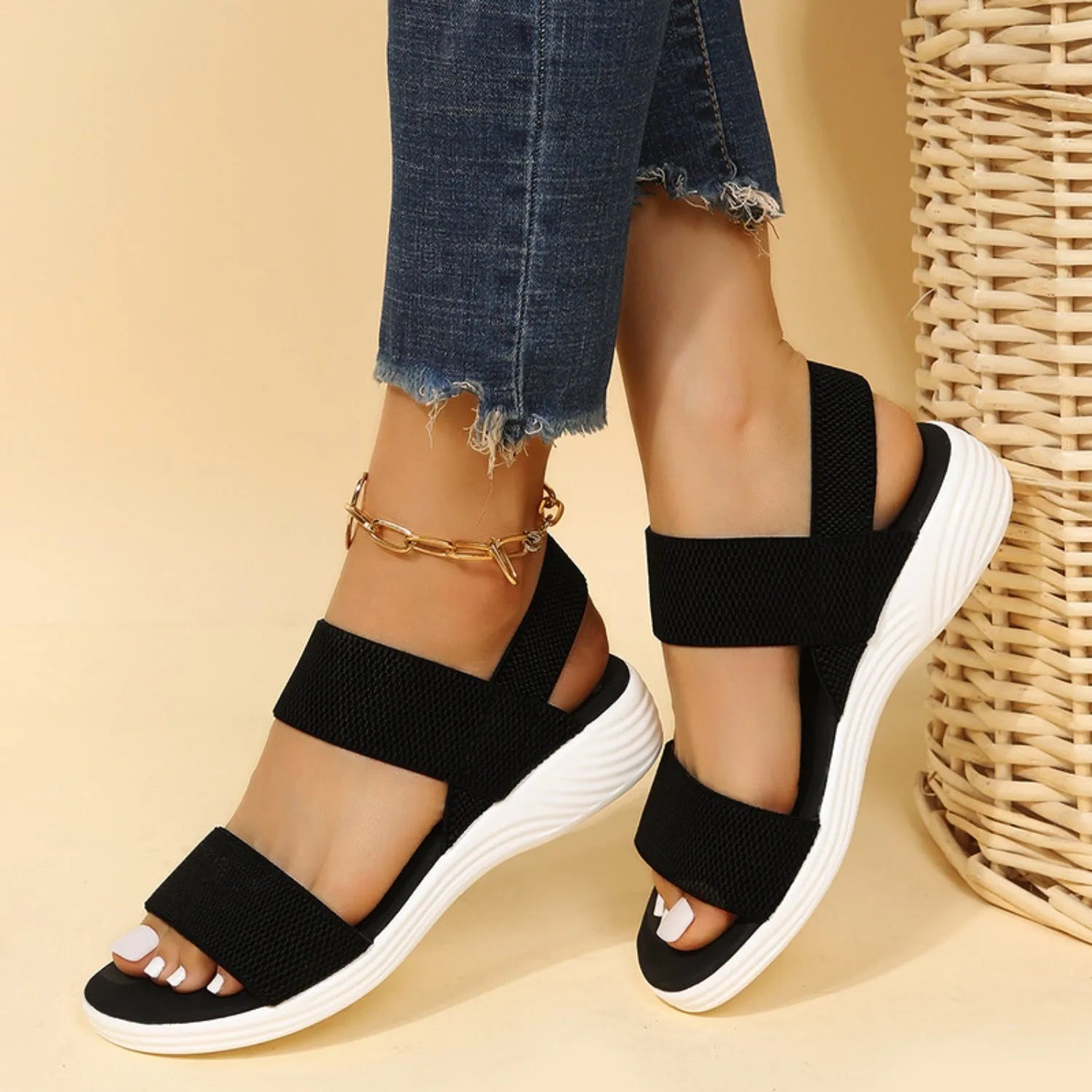 Rubber Open Toe Low Heel Sandals - Wellen Fashion