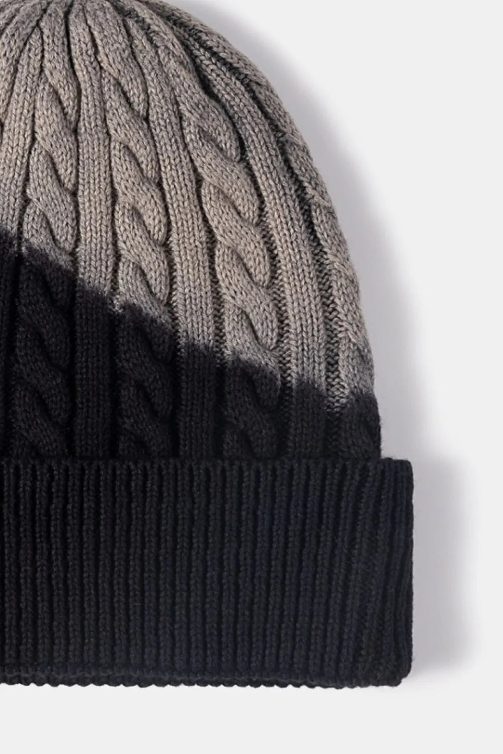 Contrast Tie-Dye Cable-Knit Cuffed Beanie - Wellen Fashion