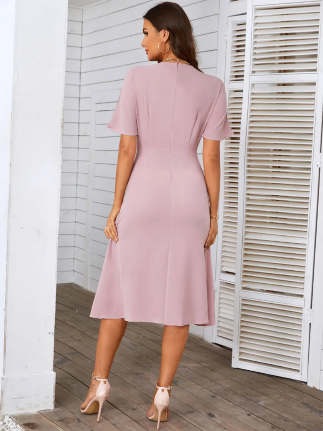 Round Neck Short Sleeve Midi Dress - Wellen Fashion