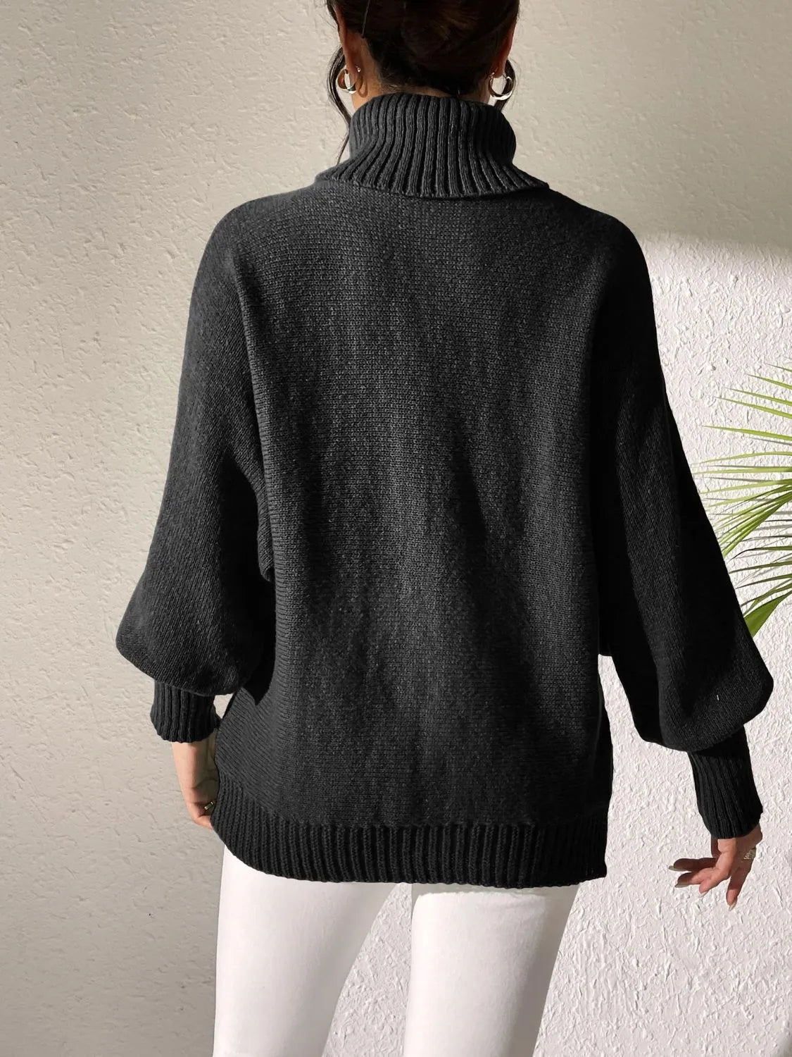 Lip Turtleneck Long Sleeve Sweater - Wellen Fashion